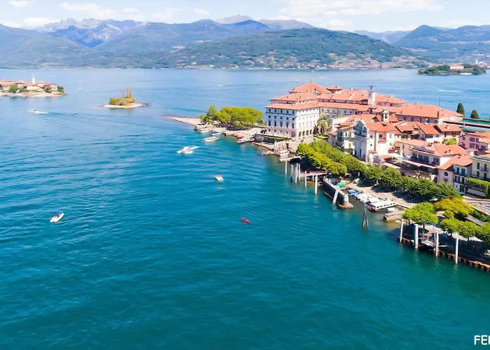 Vista Lago, Giardino A Vista Isole Borromee E Golfo Borromeo - Stresaflat Stresa